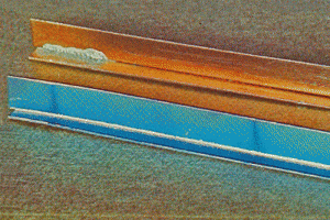 T-specimens: The specimen on top is typical of the way an Inconel 718 discolors and the BFM does not flow out.