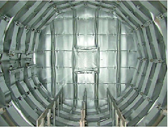Fig 5. (Top) Heating elements sagging between element support pins puts a strain on the element support pins.